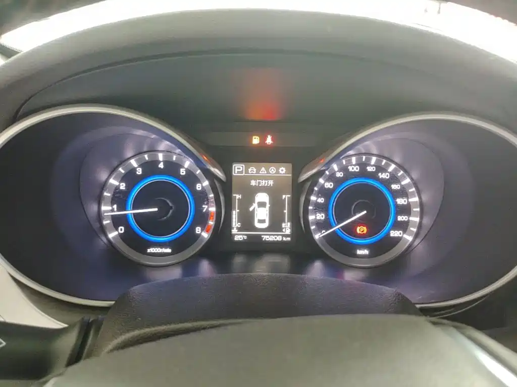 Changan Eado XT — миниатюра 12
