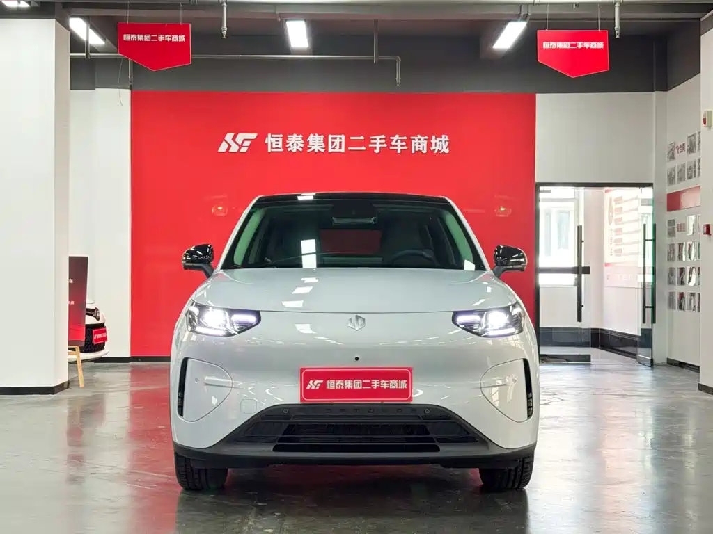Leapmotor Leapmotor A10 — миниатюра 2