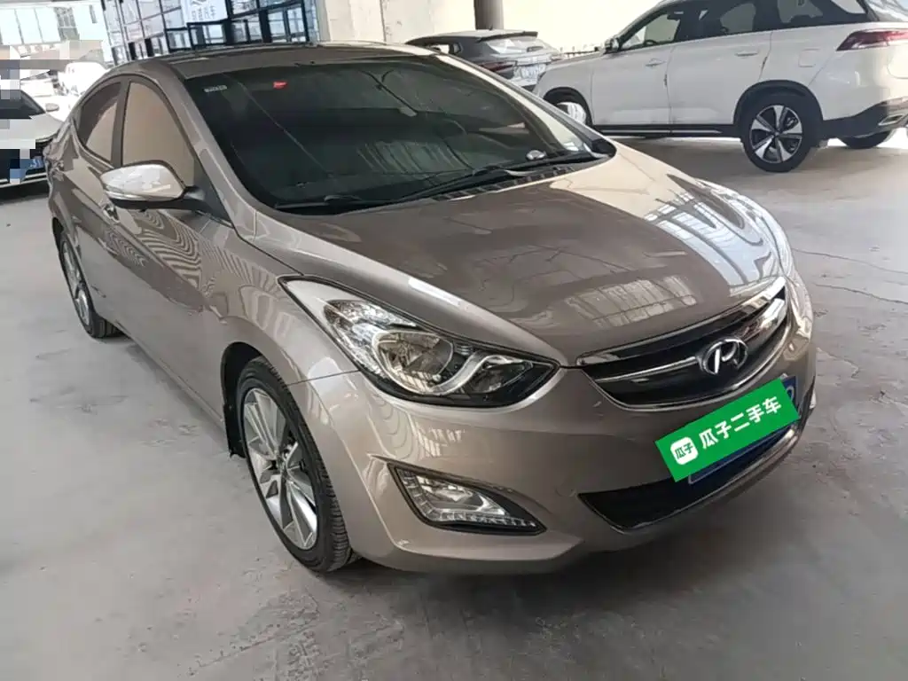 Hyundai Elantra Langdong — миниатюра 4