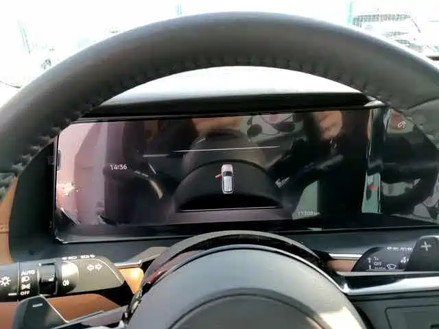 NISSAN EXPLORING THE LAND