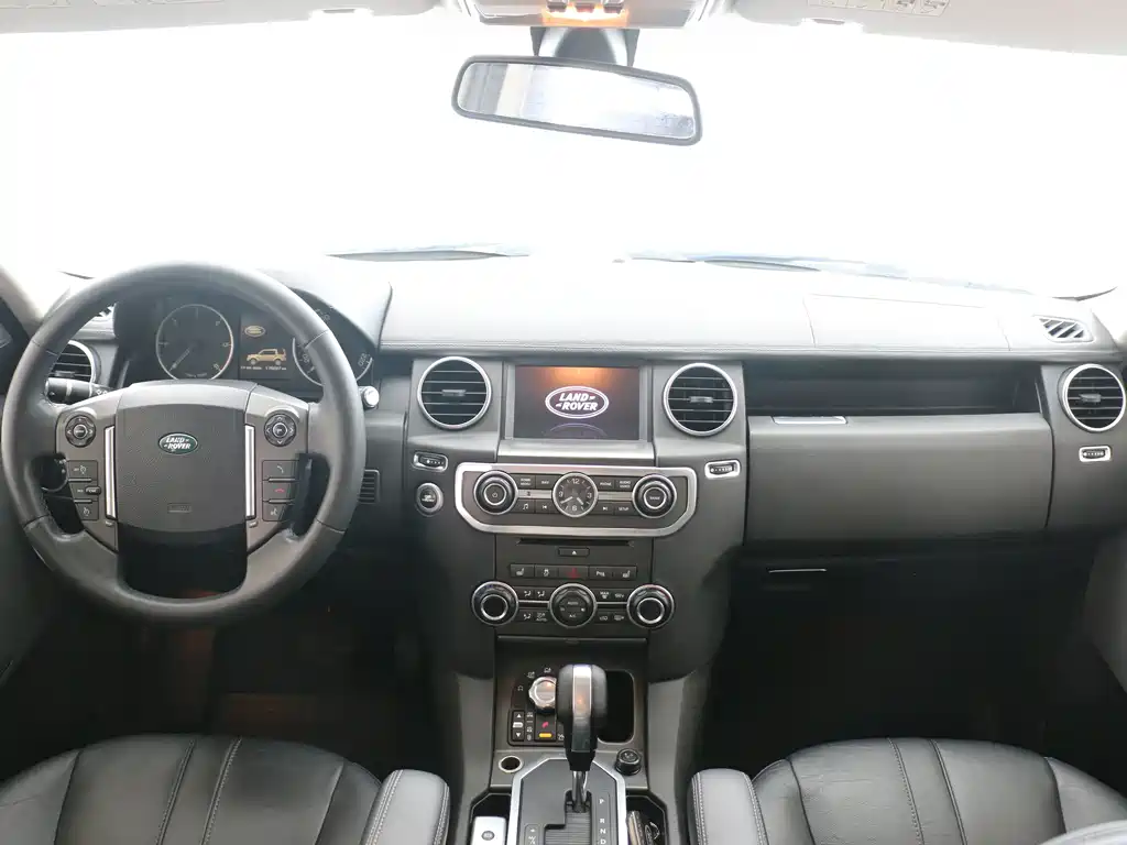 Land Rover Discovery — миниатюра 9
