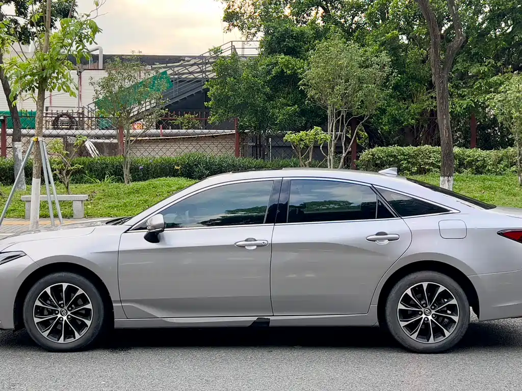 Toyota Avalon 2023 2.0L