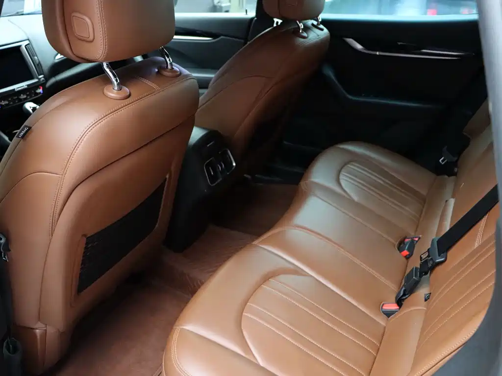 Maserati Levante — миниатюра 16