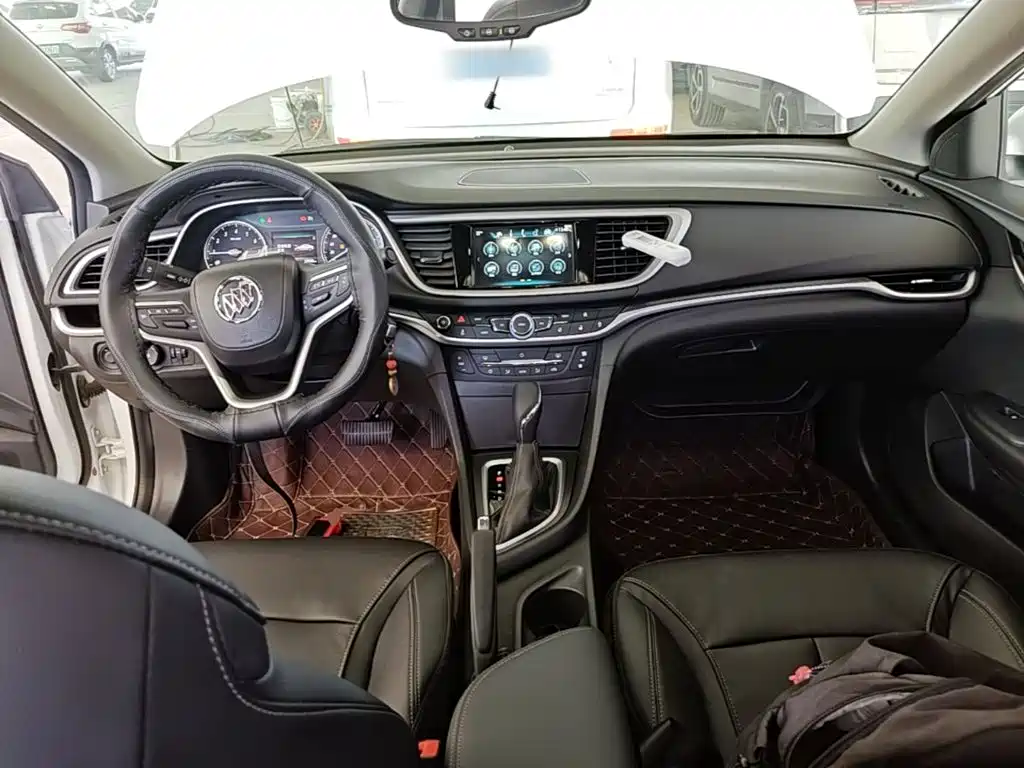 Buick Excelle — миниатюра 10