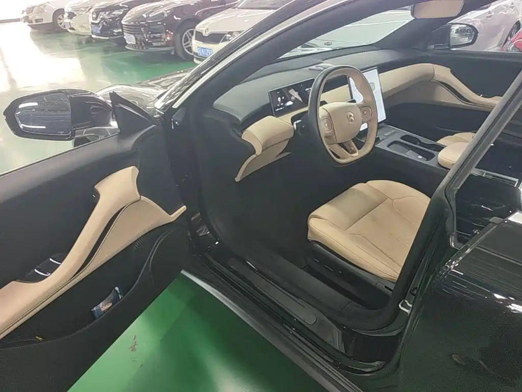 NIO ET5T — миниатюра 16