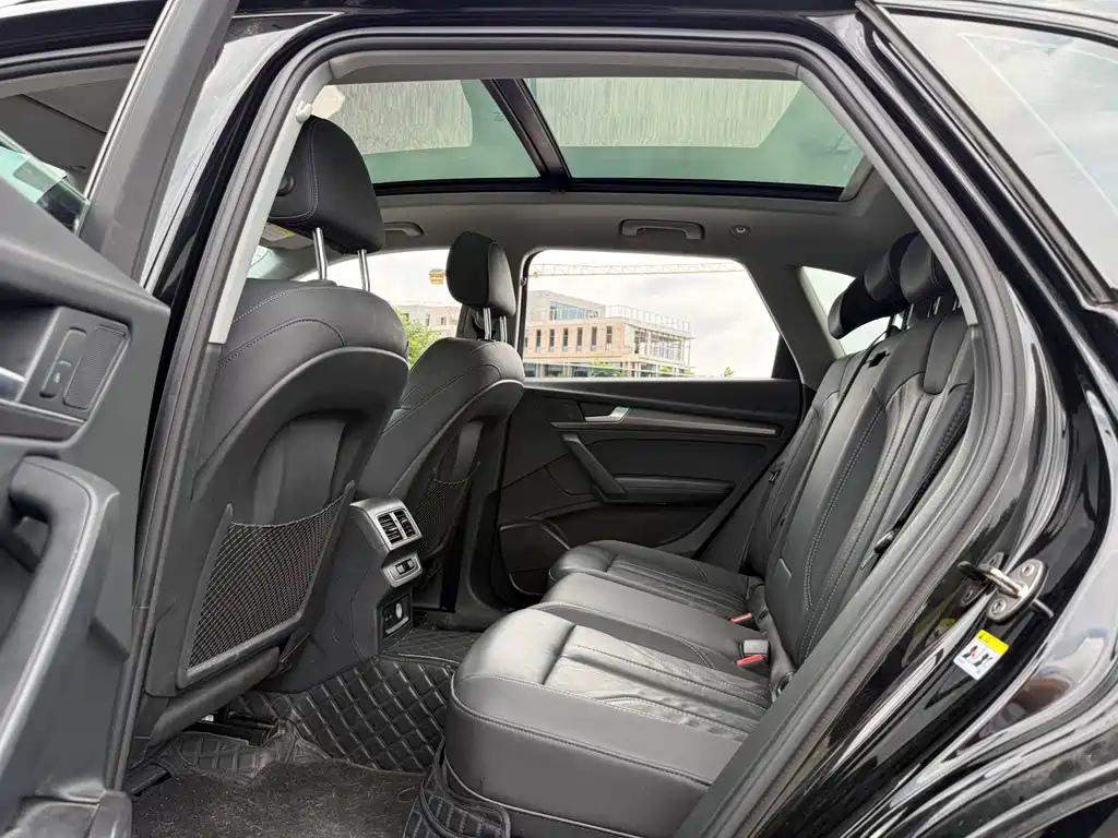 Audi Q5L — миниатюра 8