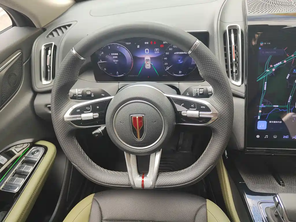 Hongqi Hongqi HS3 — миниатюра 20