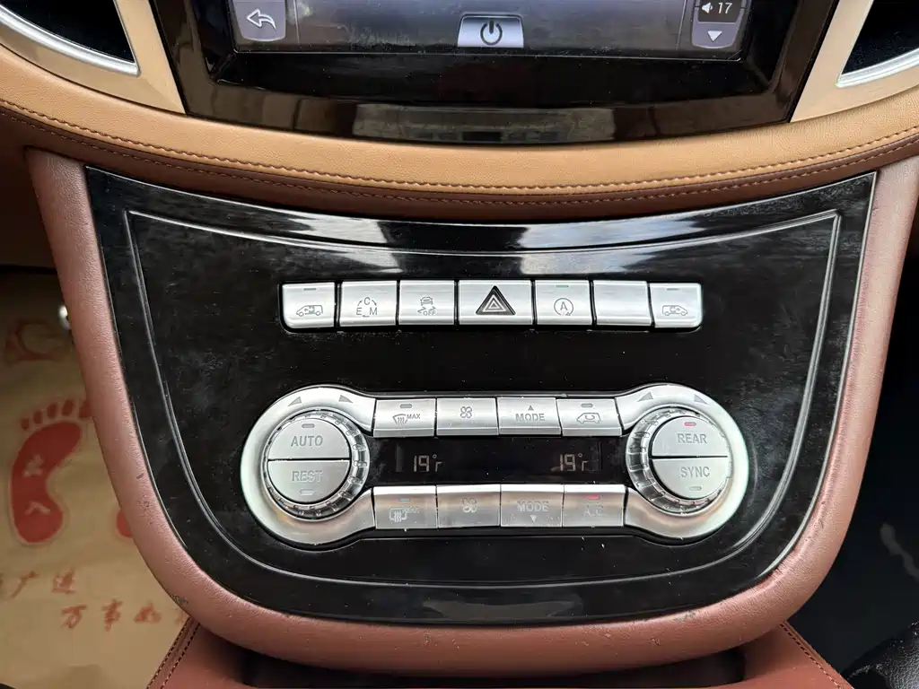 Mercedes-Benz Vito — миниатюра 18