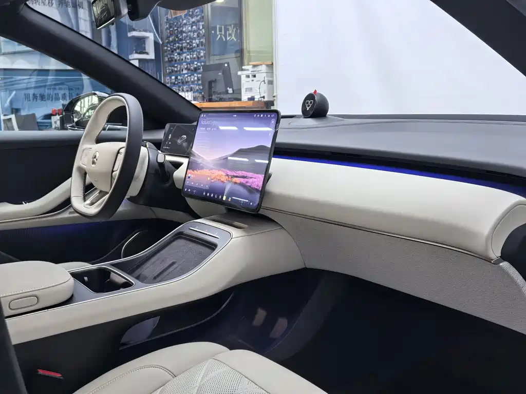 NIO ET5T — миниатюра 10