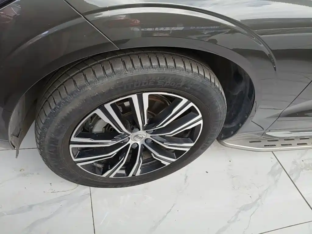 Volvo XC60 — миниатюра 23