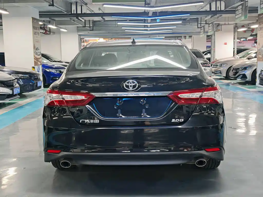 Toyota Camry — миниатюра 16