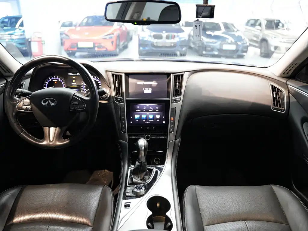 Infiniti Q50L — миниатюра 14