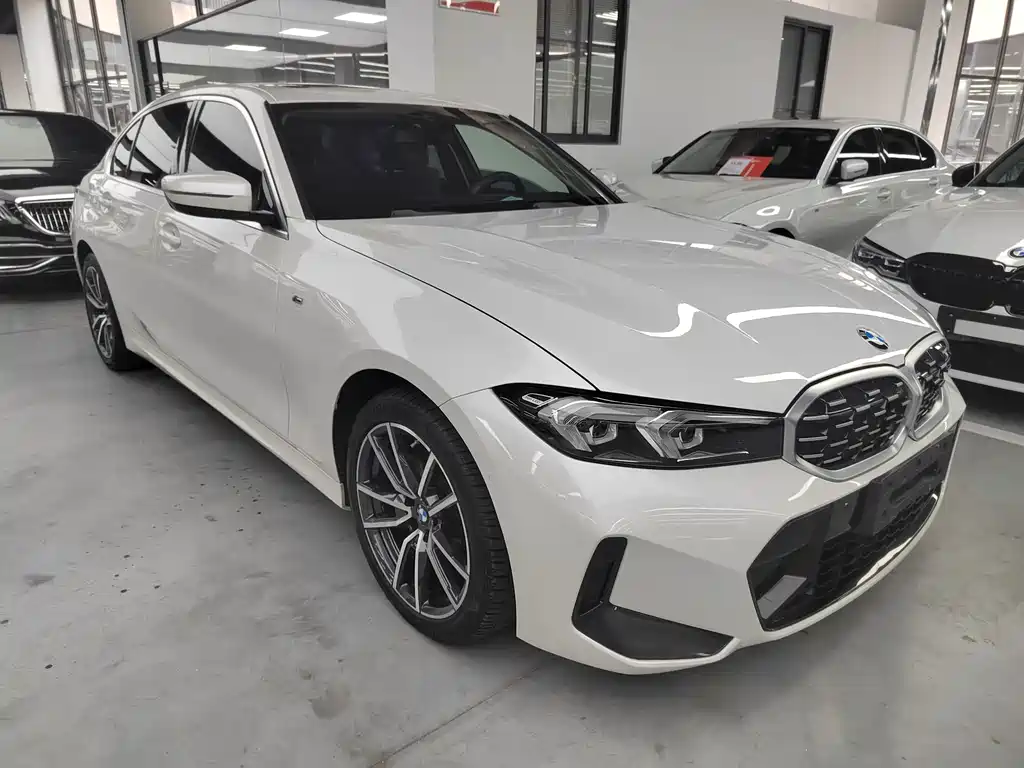 BMW 3 Series — миниатюра 3