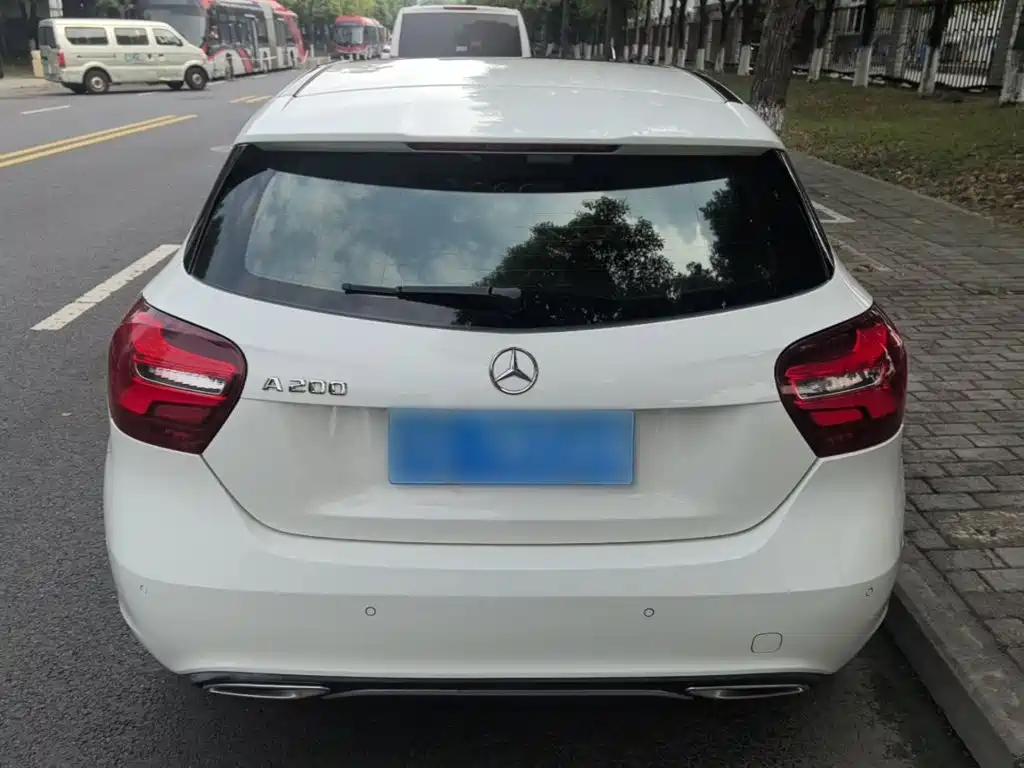 Mercedes-Benz A-Class (Import) — миниатюра 6
