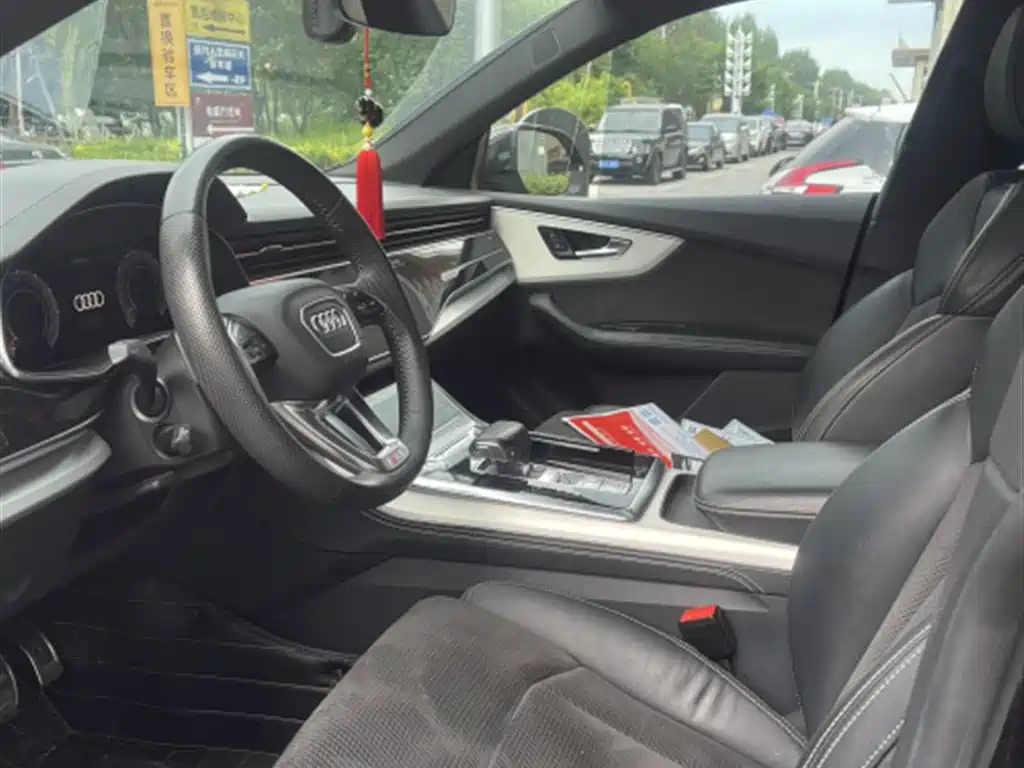 Audi Q8 2019 55 TFSI