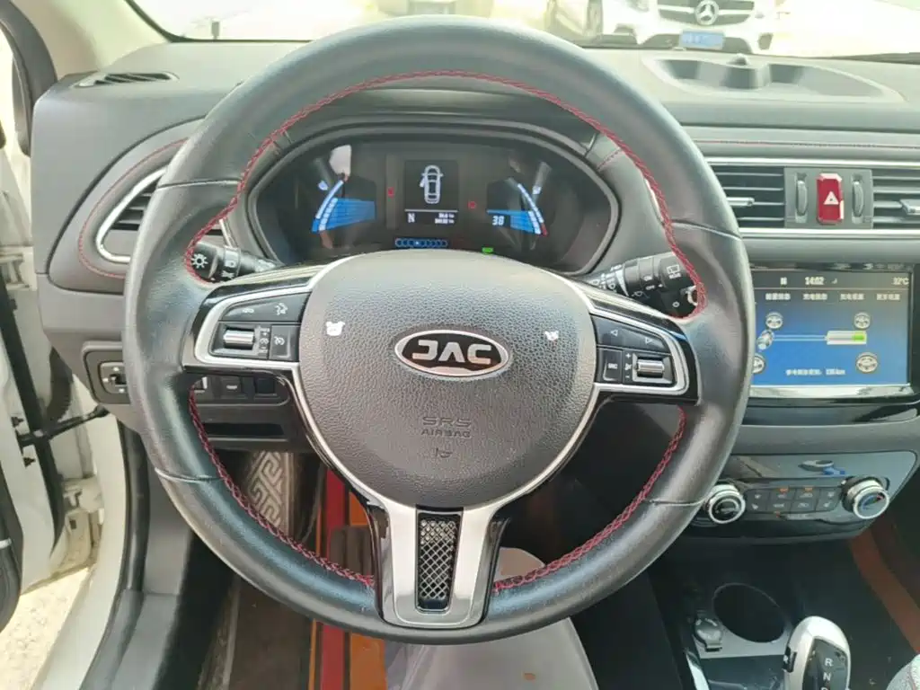 JAC JAC iEV7S — миниатюра 11