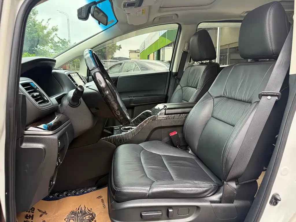 Honda Odyssey — миниатюра 12