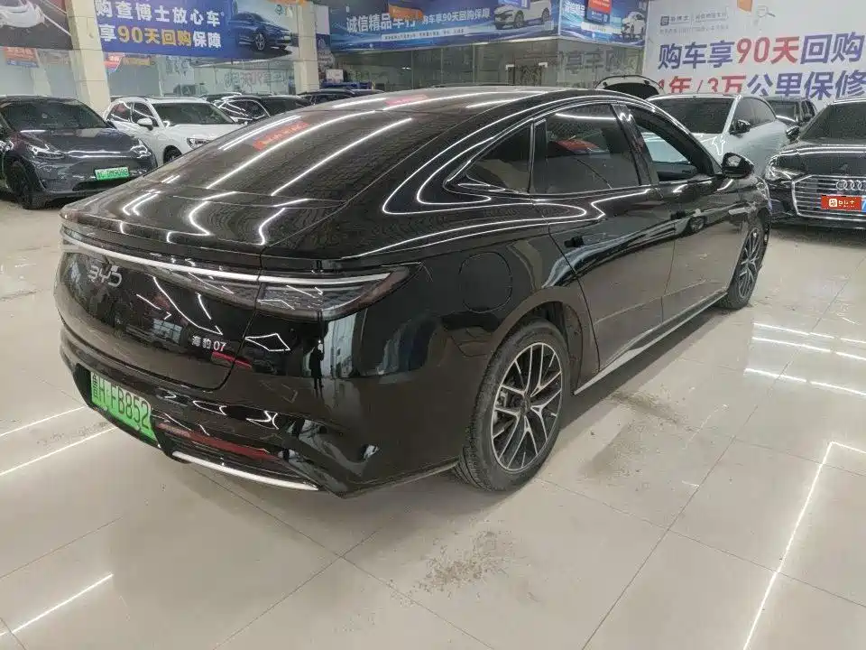 BYD Seal 07 DM-i — миниатюра 4