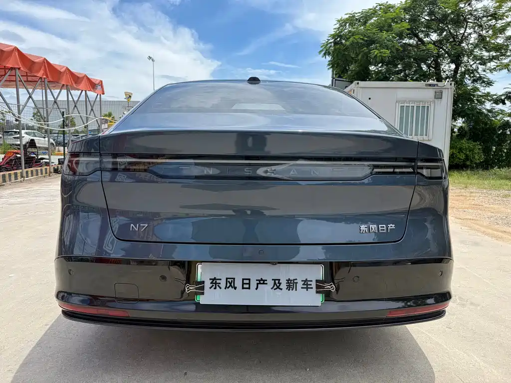 Nissan N7 - фото 12