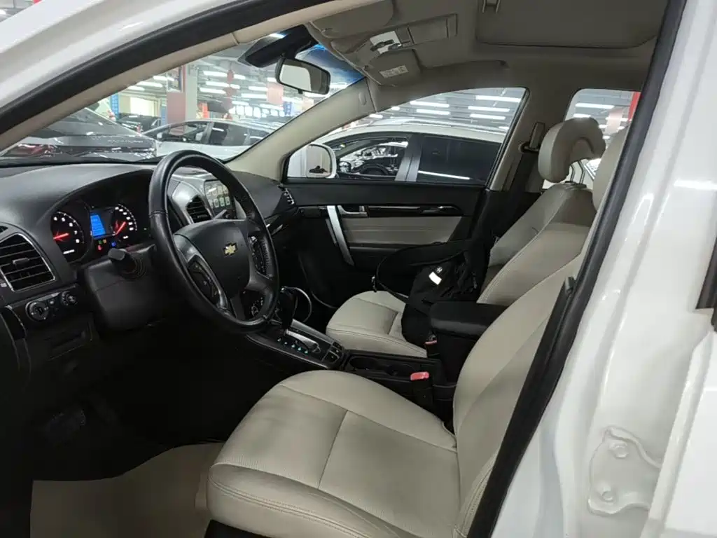 Chevrolet Captiva — миниатюра 15