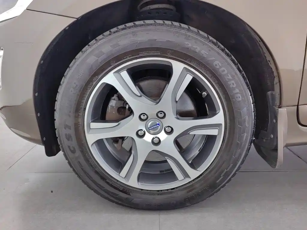 Volvo XC60 — миниатюра 17