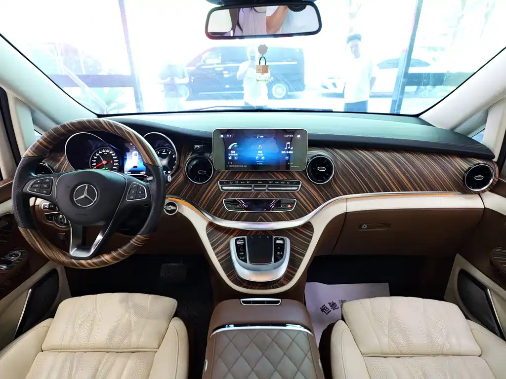 ASCEND MOTORS ASCEND V CLASS