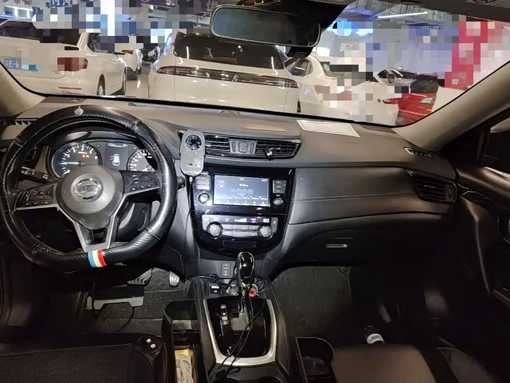 Nissan X-Trail — миниатюра 10