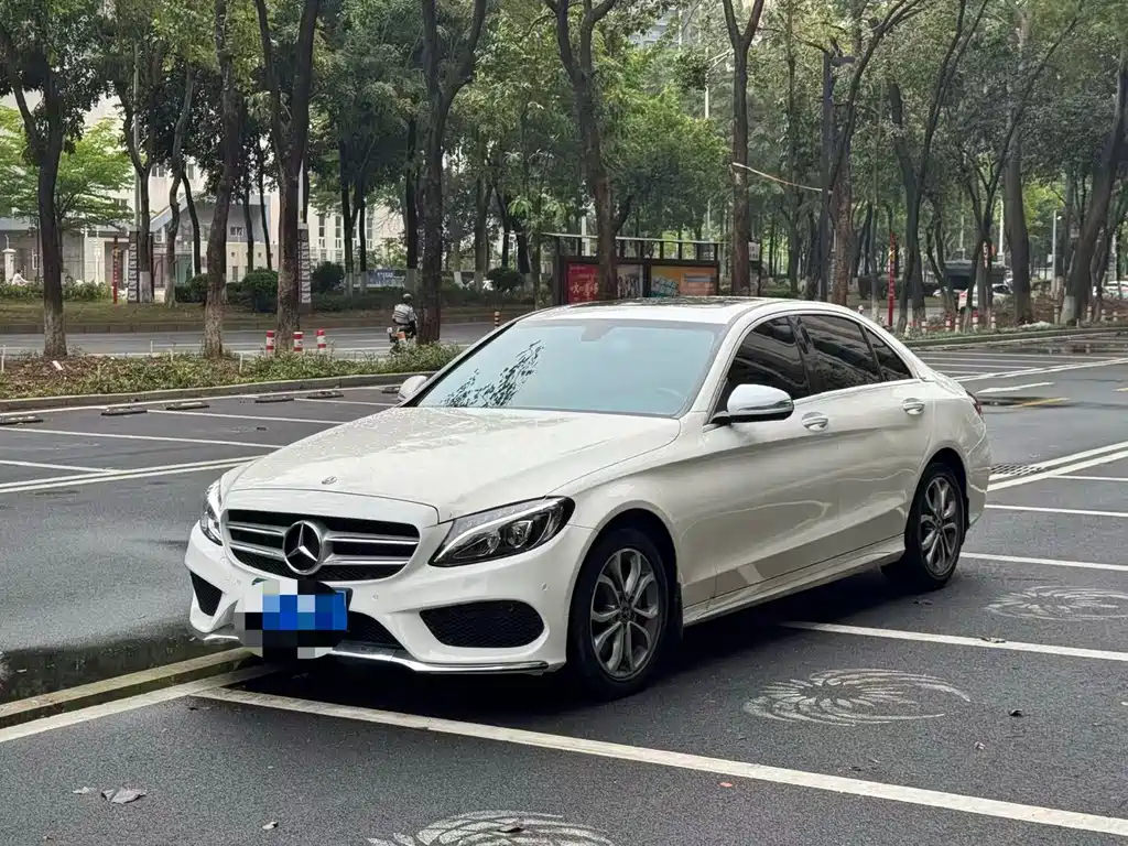 Mercedes-Benz C-Class 2018