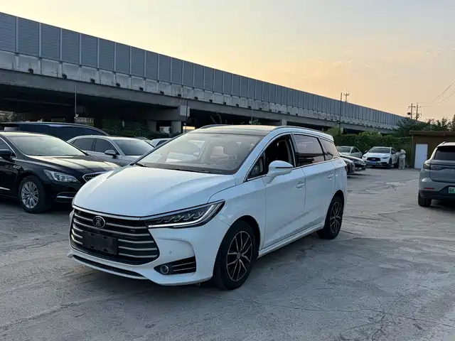 BYD 宋MAX