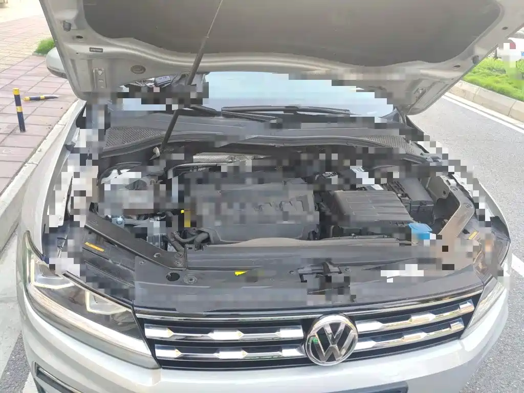 Volkswagen Tiguan L — миниатюра 21
