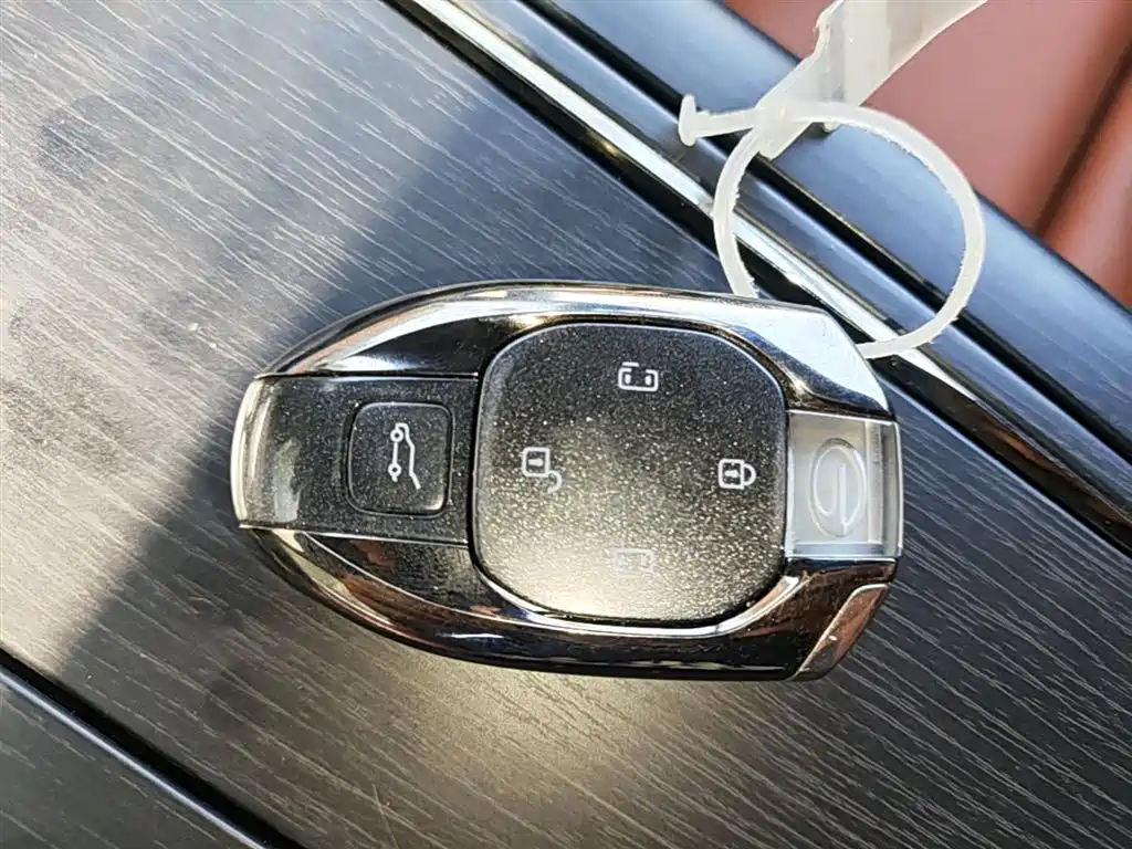 GAC M8