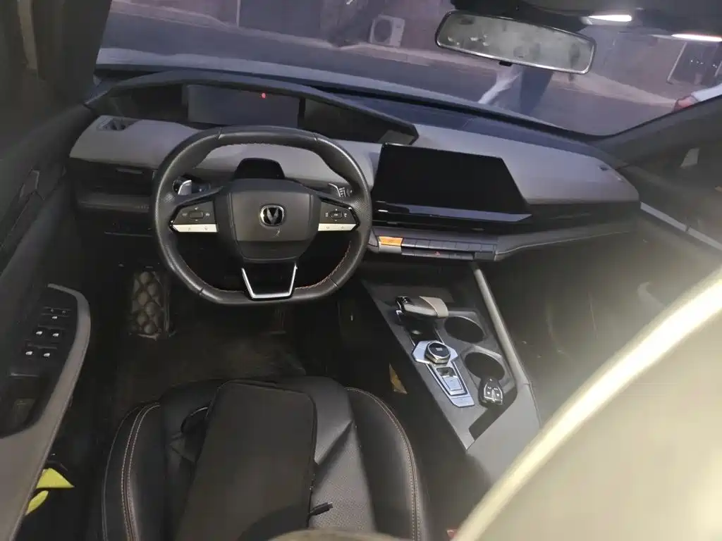 Changan UNI-V — миниатюра 6