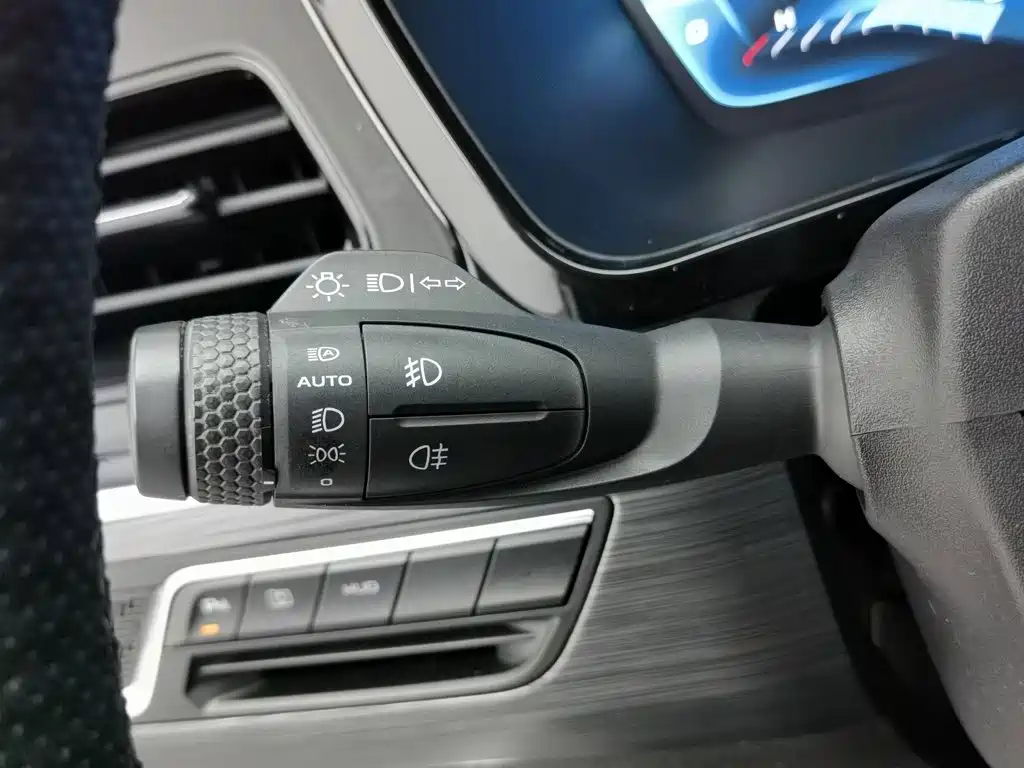 Geely Xingyue — миниатюра 21