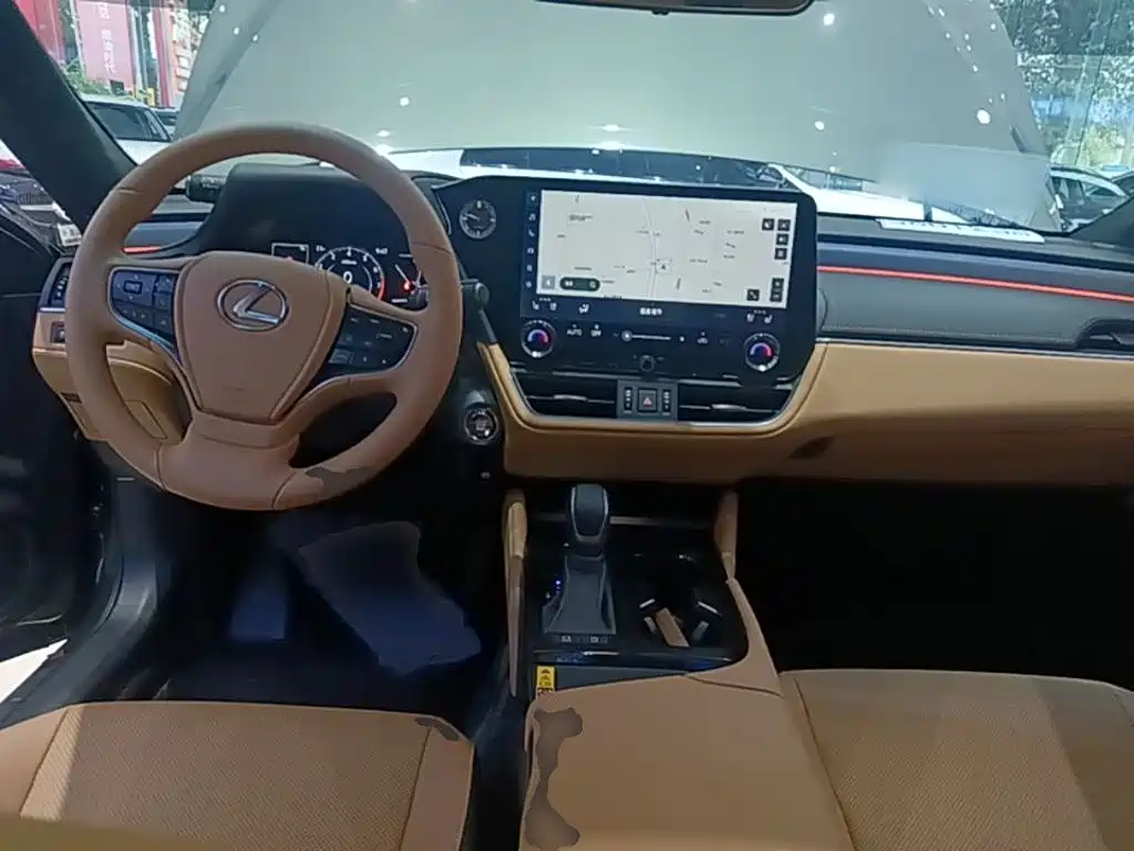 Lexus ES — миниатюра 10