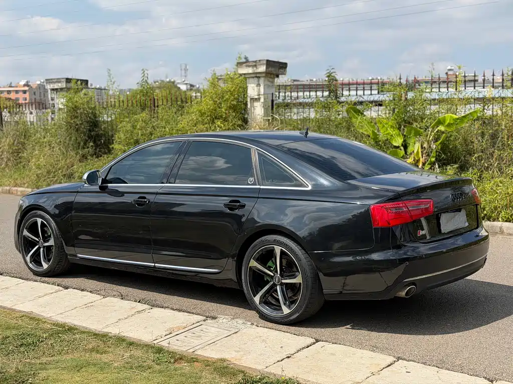 Audi A6L — миниатюра 6