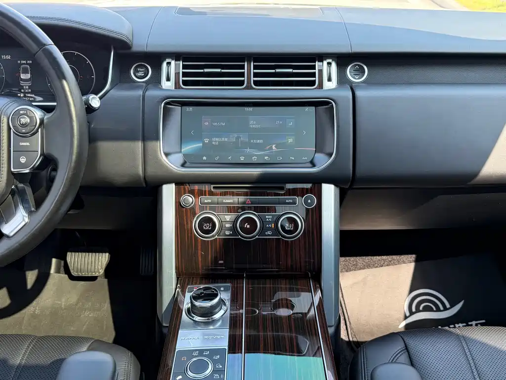 Land Rover Range Rover — миниатюра 12