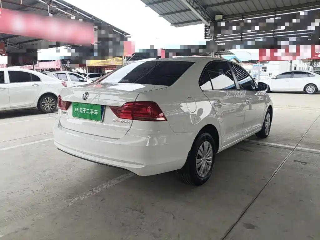 Volkswagen Santana — миниатюра 7