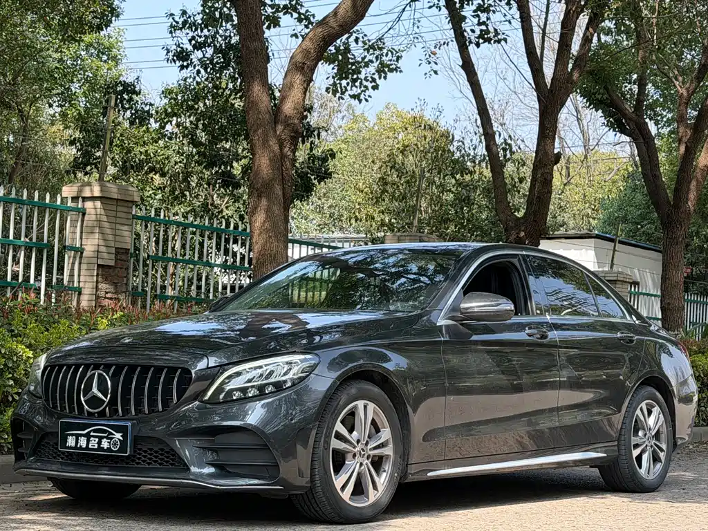 Mercedes-Benz C-Class 2021