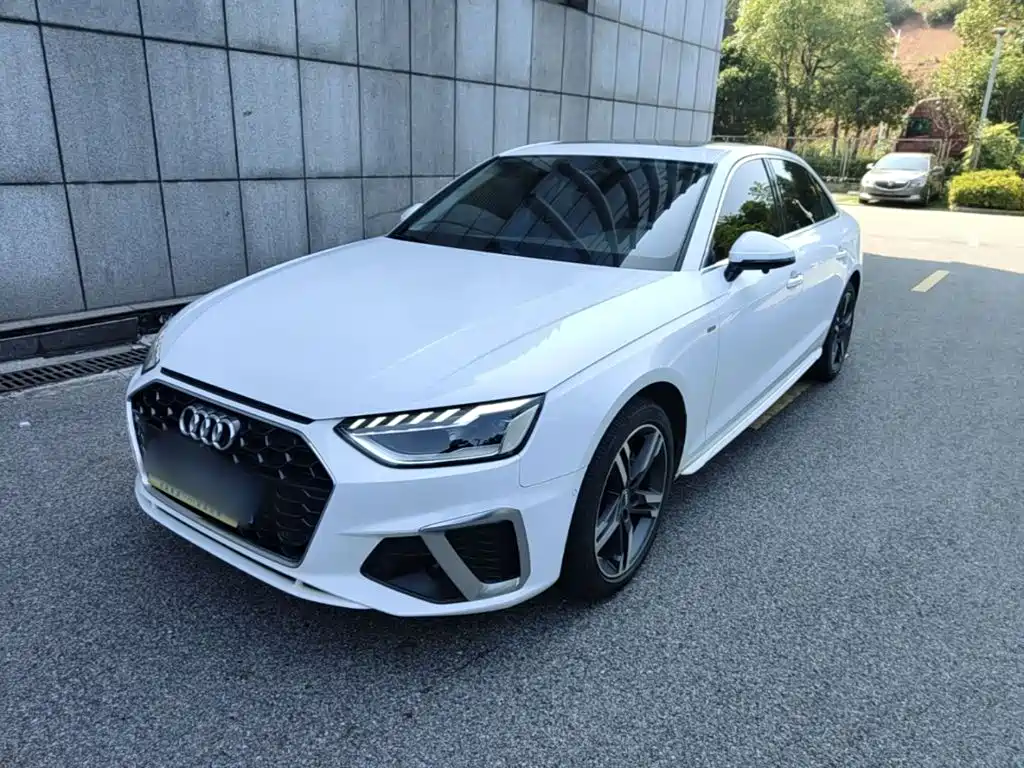 奥迪A4L 2020款 40 TFSI 豪华动感型 2021