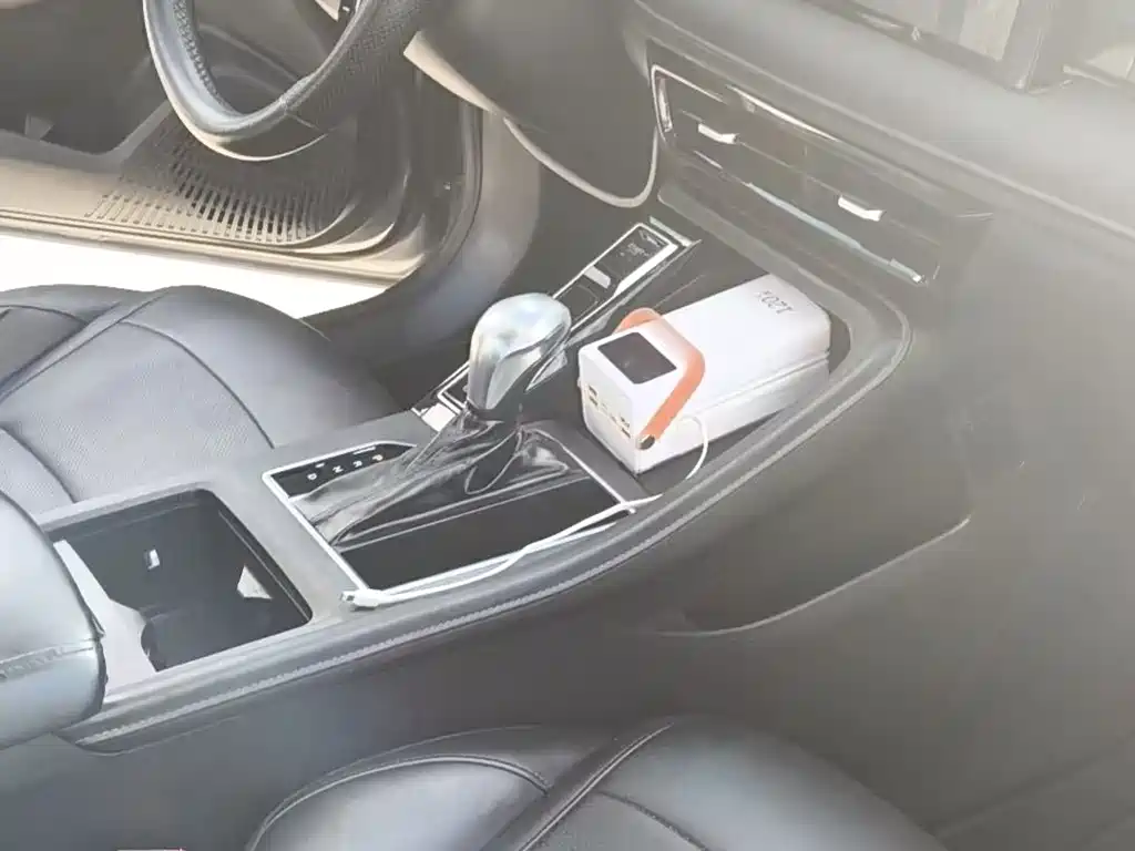 Roewe i5 — миниатюра 4