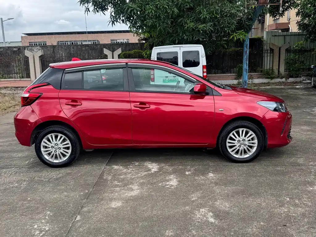 Toyota Vios FS — миниатюра 4