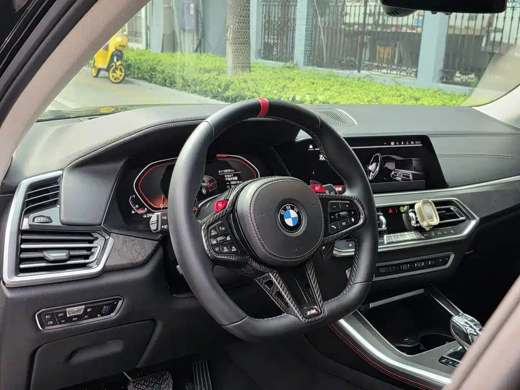BMW X5 (Import) — миниатюра 11