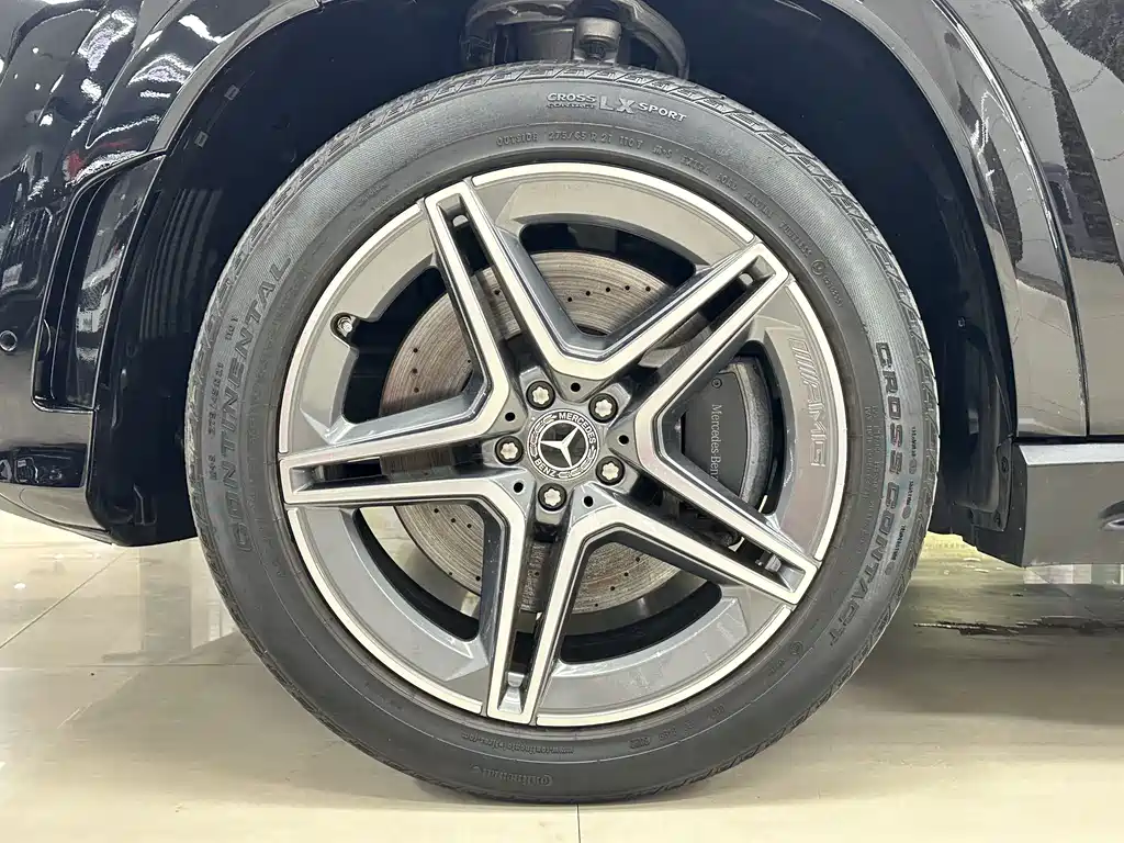 Mercedes-Benz GLS — миниатюра 31