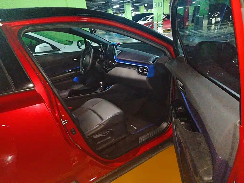 Toyota C-HR — миниатюра 18
