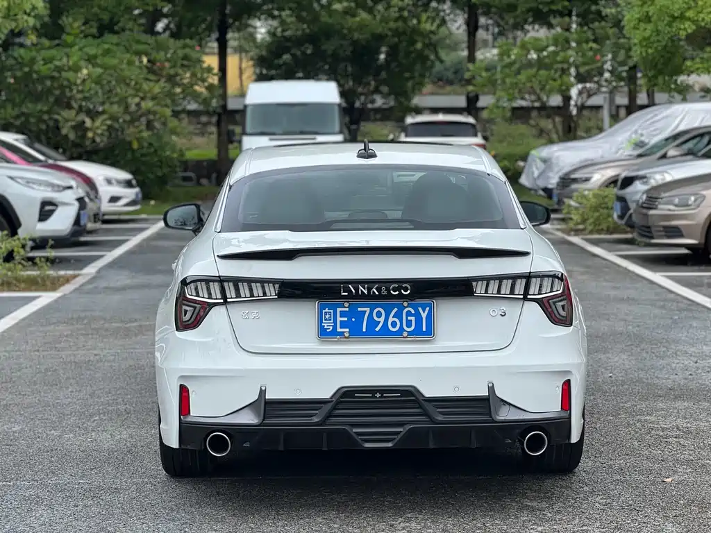 Lynk & Co 03 2.0TD Auto Dynamic Edition, фото 5