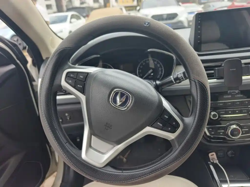 Changan V7 — миниатюра 11