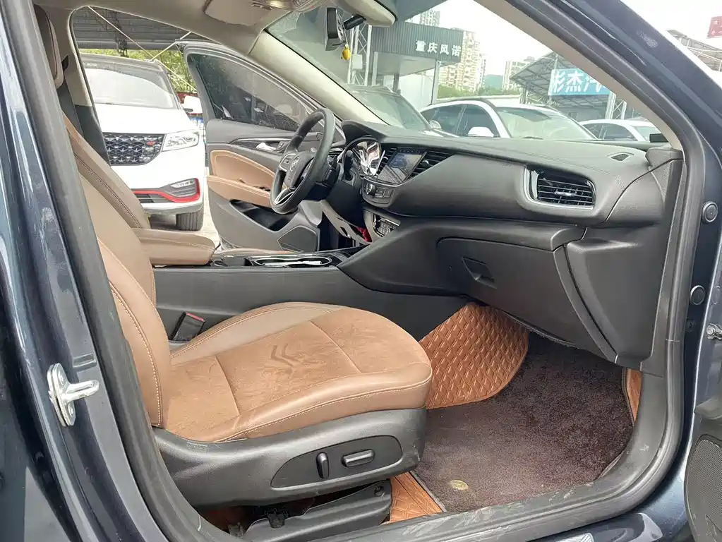 Buick Regal — миниатюра 10