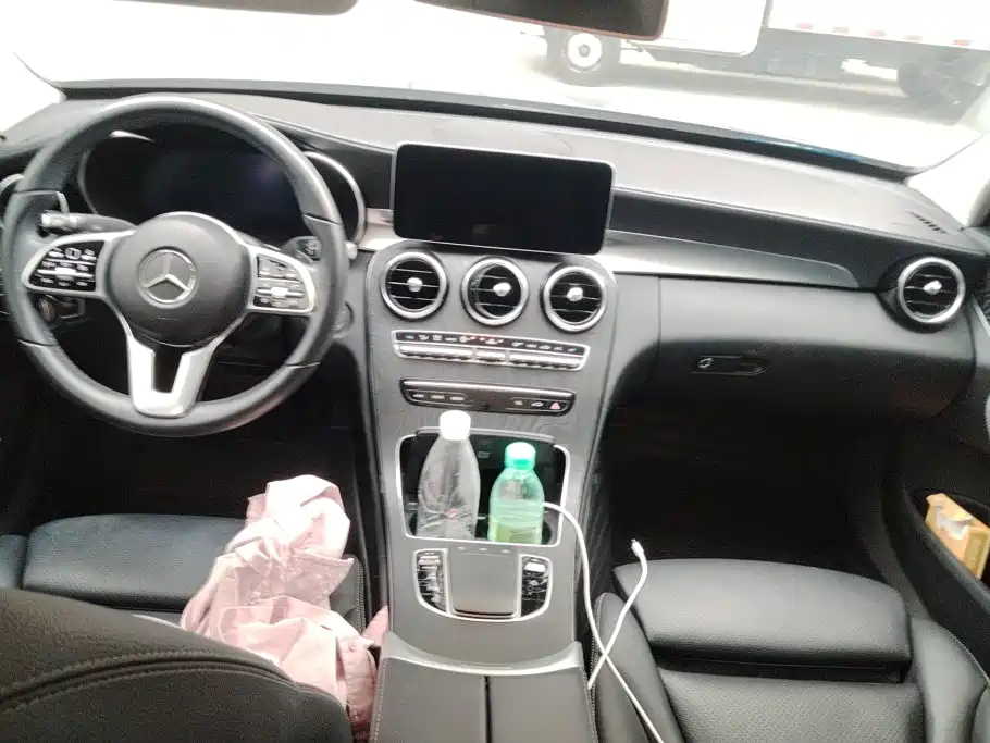 Mercedes-Benz C-Class — миниатюра 12