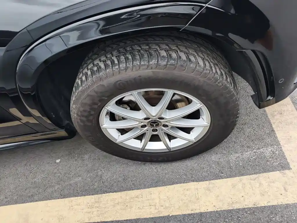 Mercedes-Benz GLE (Import) — миниатюра 12