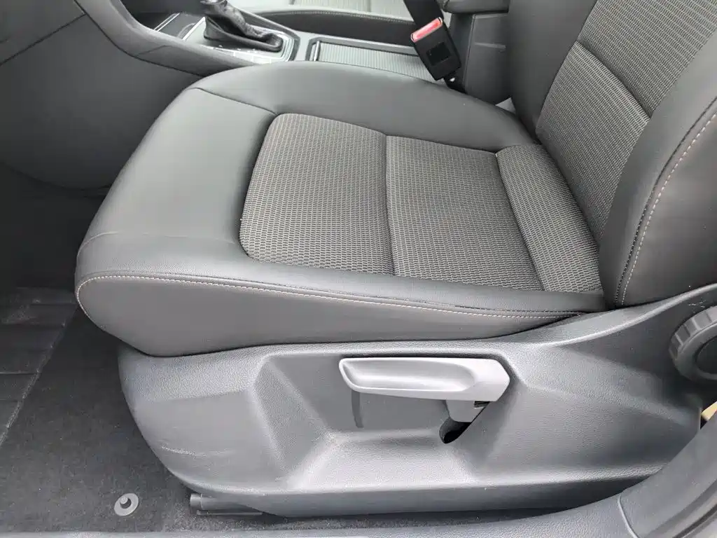 Volkswagen Golf Sportsvan — миниатюра 20